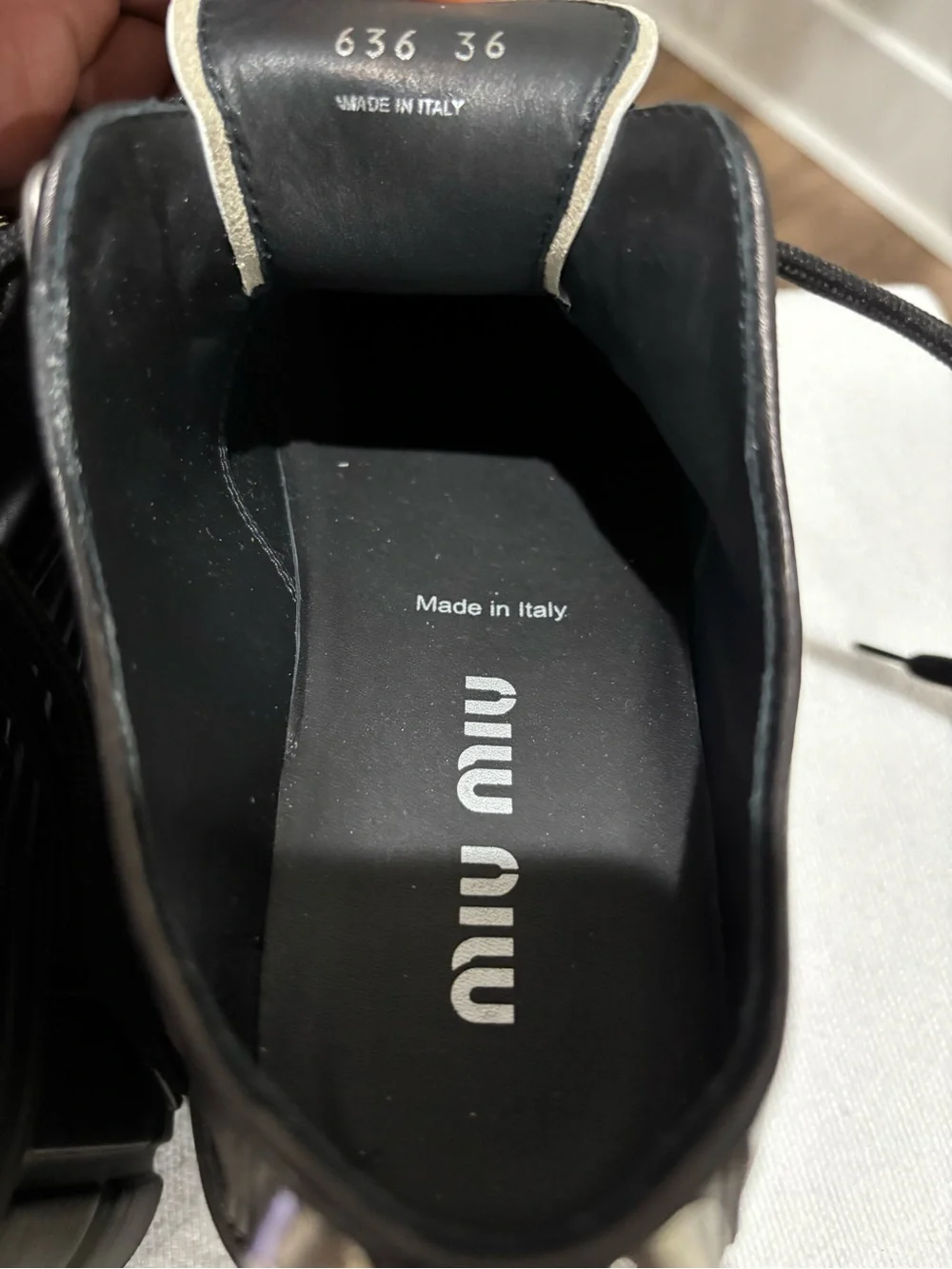 Miu Miu bold black